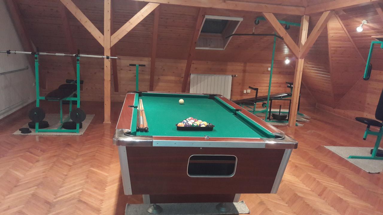 Pero Panzio Bed and Breakfast Debrecen Esterno foto