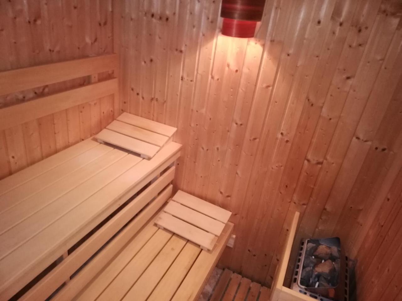 Pero Panzio Bed and Breakfast Debrecen Esterno foto