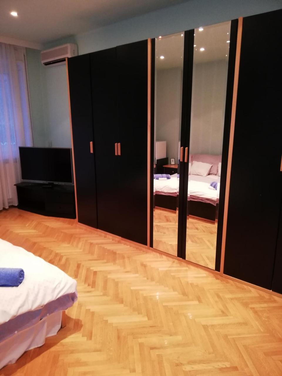 Pero Panzio Bed and Breakfast Debrecen Esterno foto